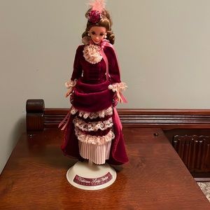 Victoria Lady collectors edition Barbie.